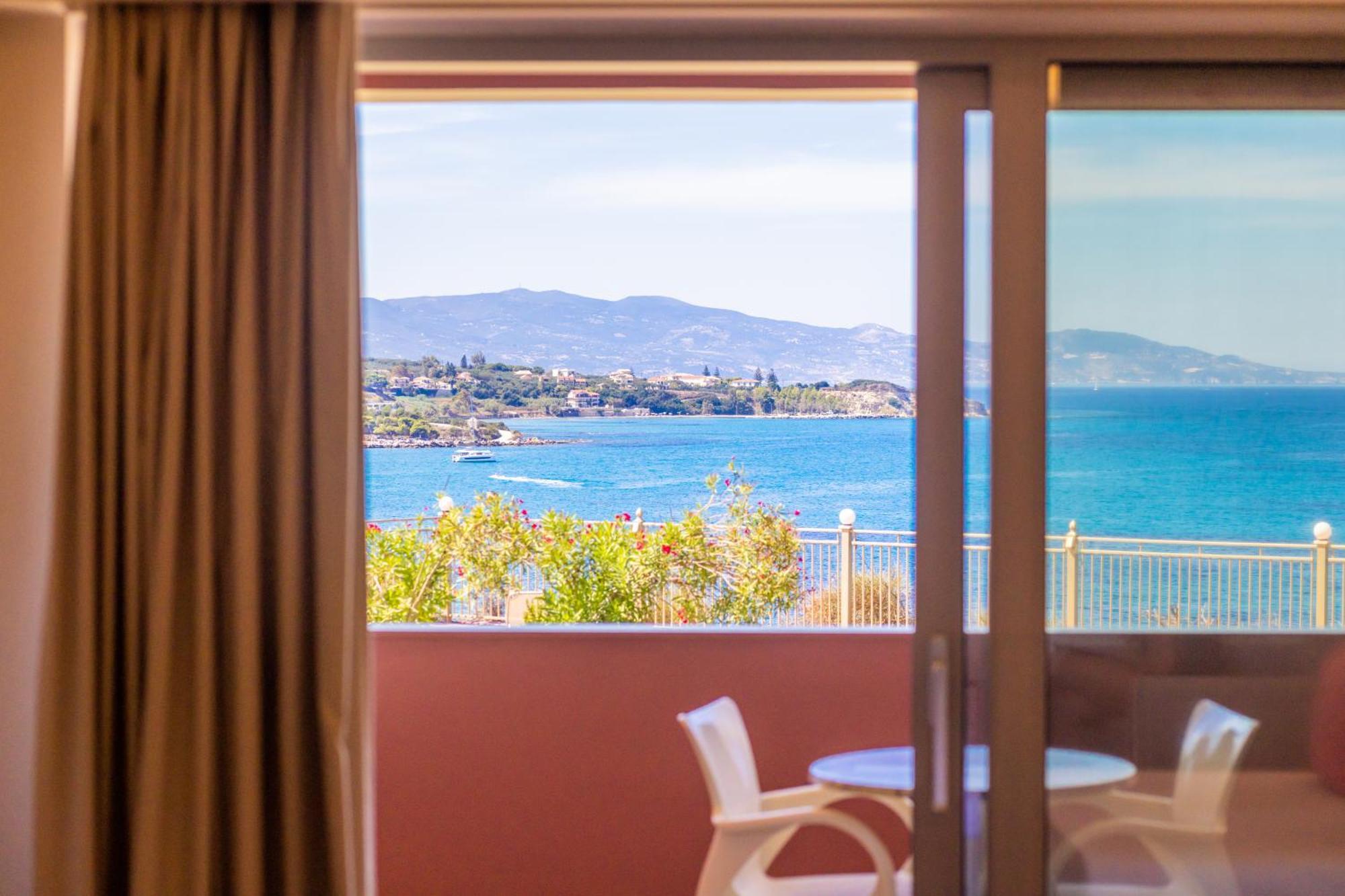 Balcony Hotel 2*
